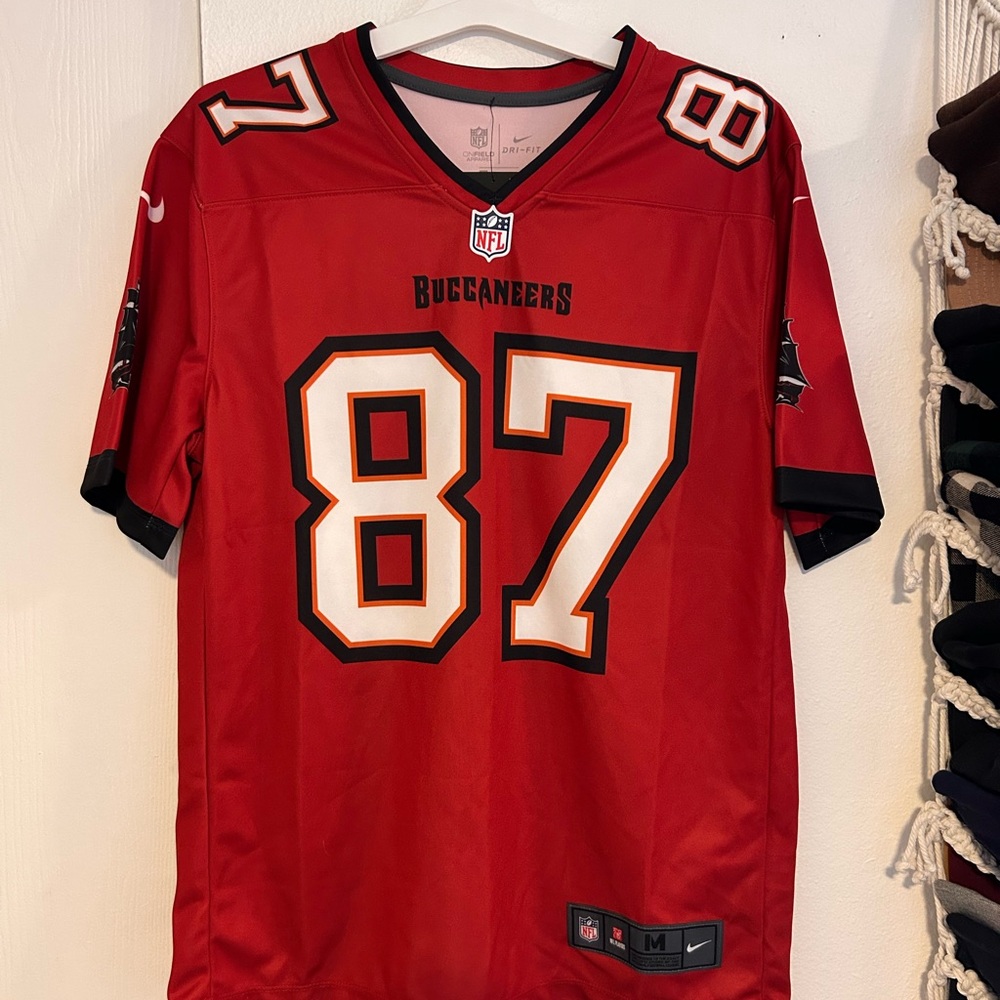 Buccaneers Men's Jersey - Medium